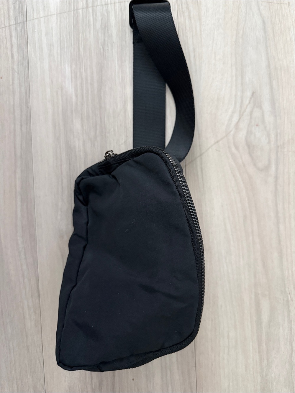 Black Fanny Pack - Minimal Design
